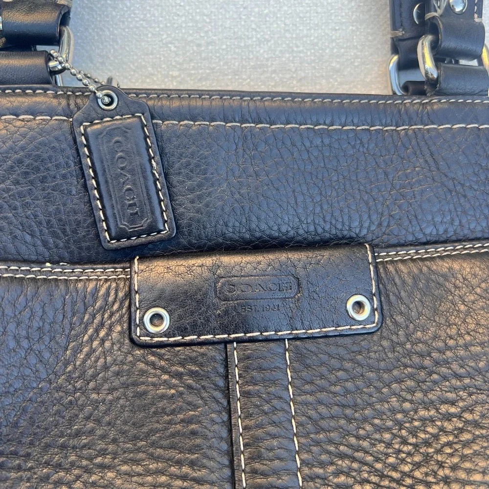 COACH Y2K Black Pebbled Leather Shoulder Bag Purse 2010 Tote F13089
